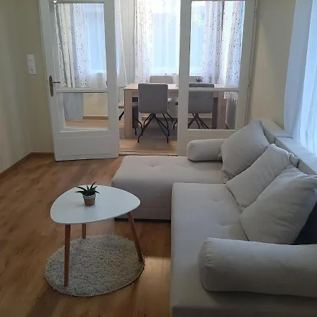 Natur Forras Apartman 아파트