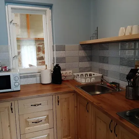 Natur Forras Apartman 아파트 *